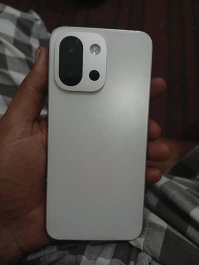 One Plus 13s