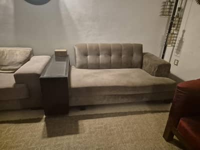 2.5 seater sofa with table