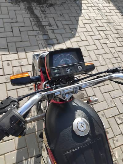 Honda CD 70 for Sale – Excellent Condition