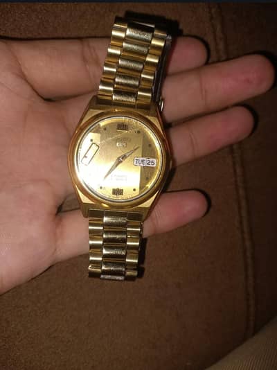 Vintage Seiko 5 Automatic Gold Dial Watch – Japan Made