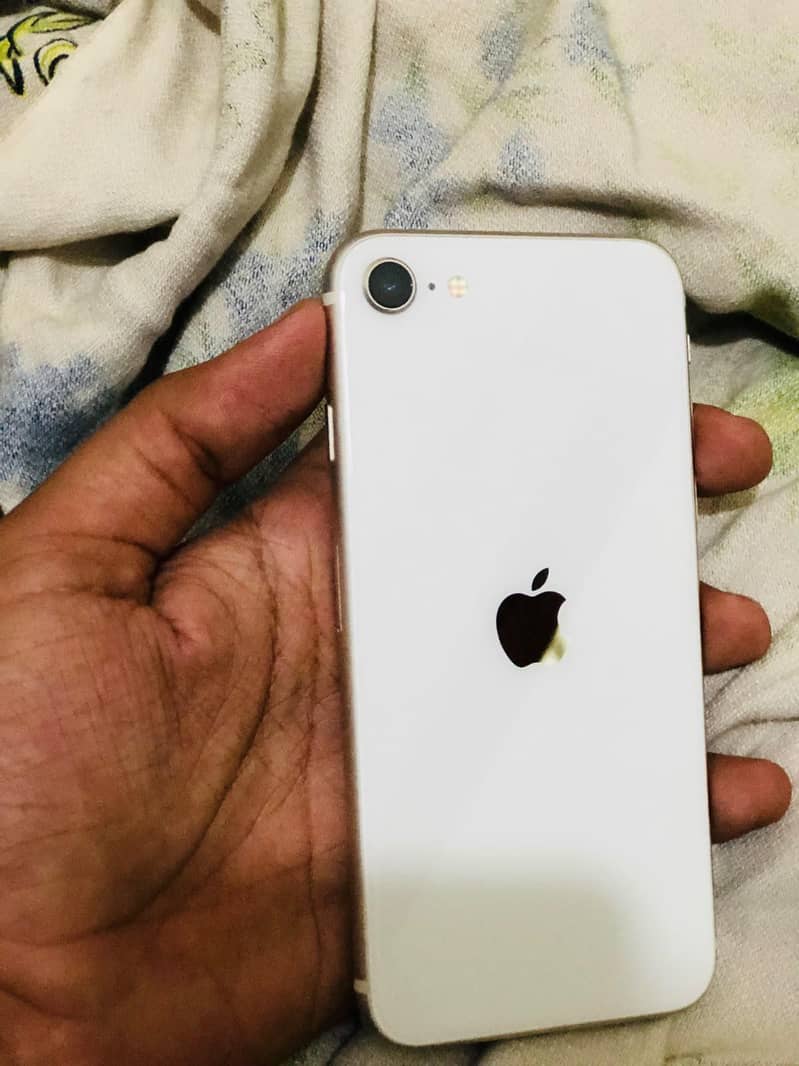 Apple iPhone SE 0