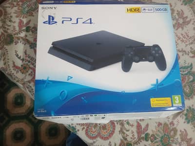 Playstation 4 Slim  500GB in excellent condition box pack