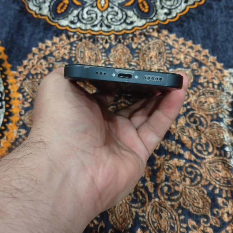 Apple iPhone 14 6