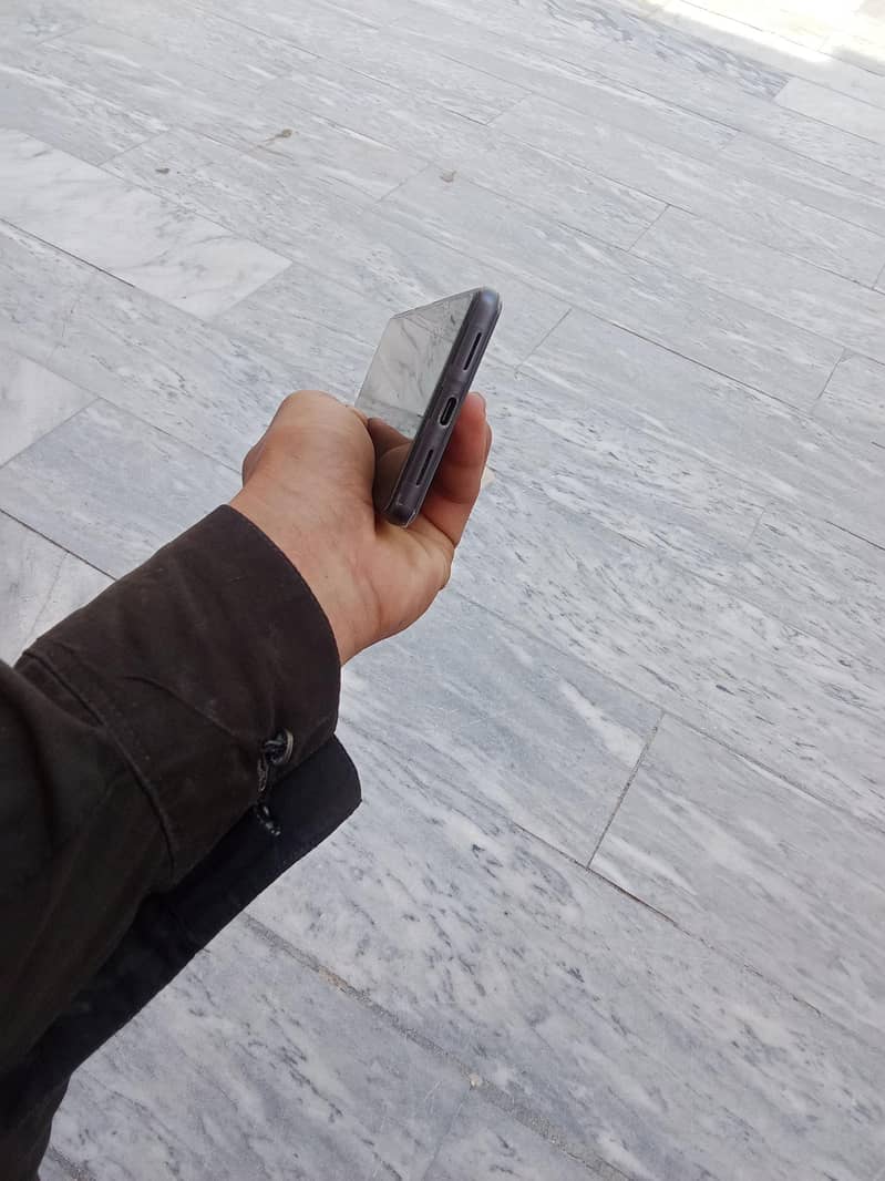 Google Pixel 7a 1