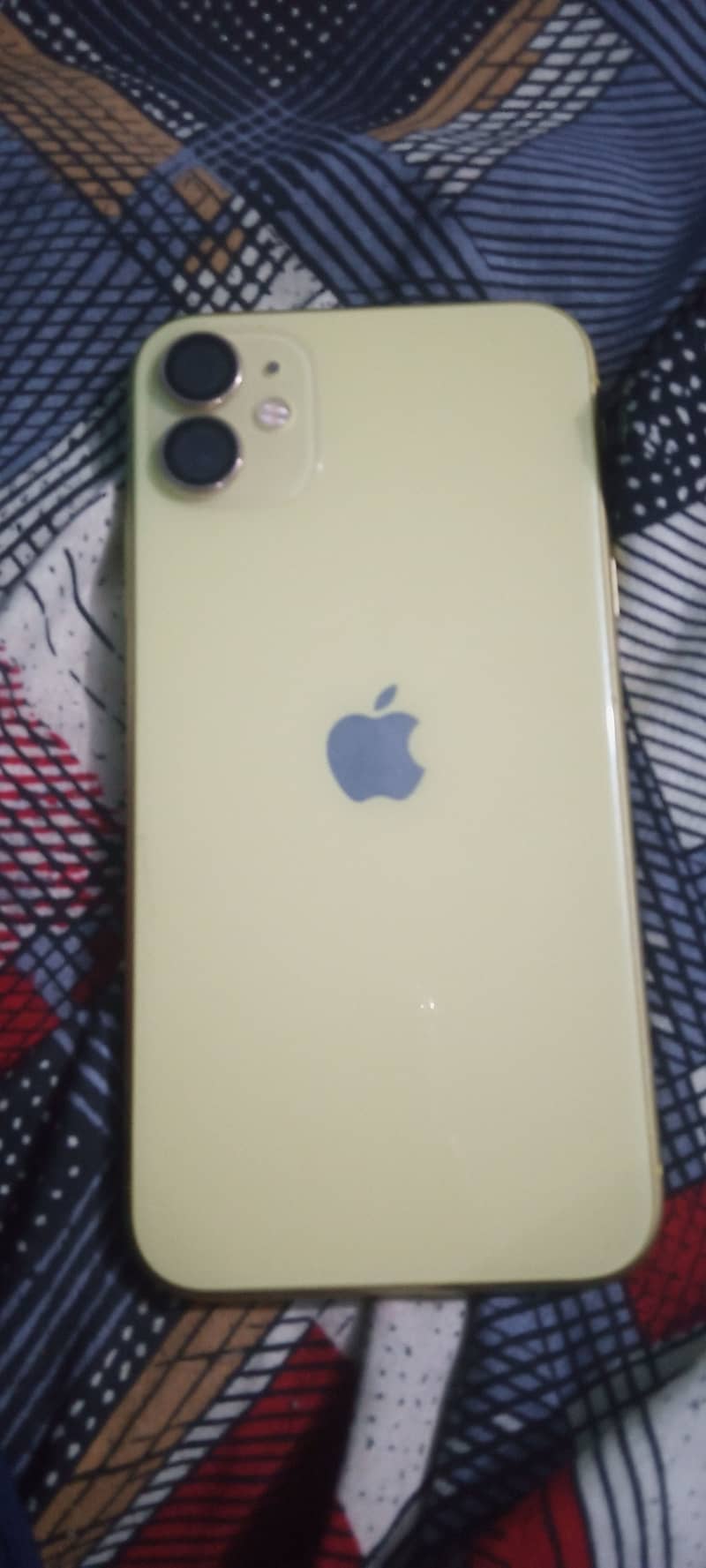 Apple iPhone 11 0