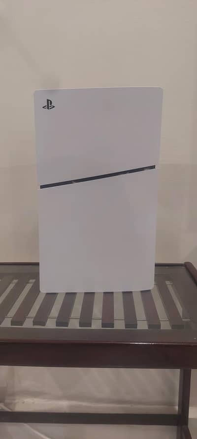 Sony Playstation 5 Slim - 1TB + 2 Controllers