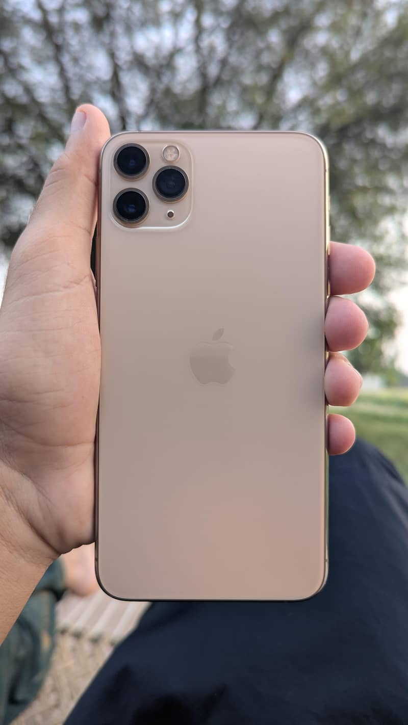Apple iPhone 11 Pro Max 1