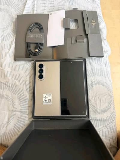 Samsung Mobile Z Fold 7