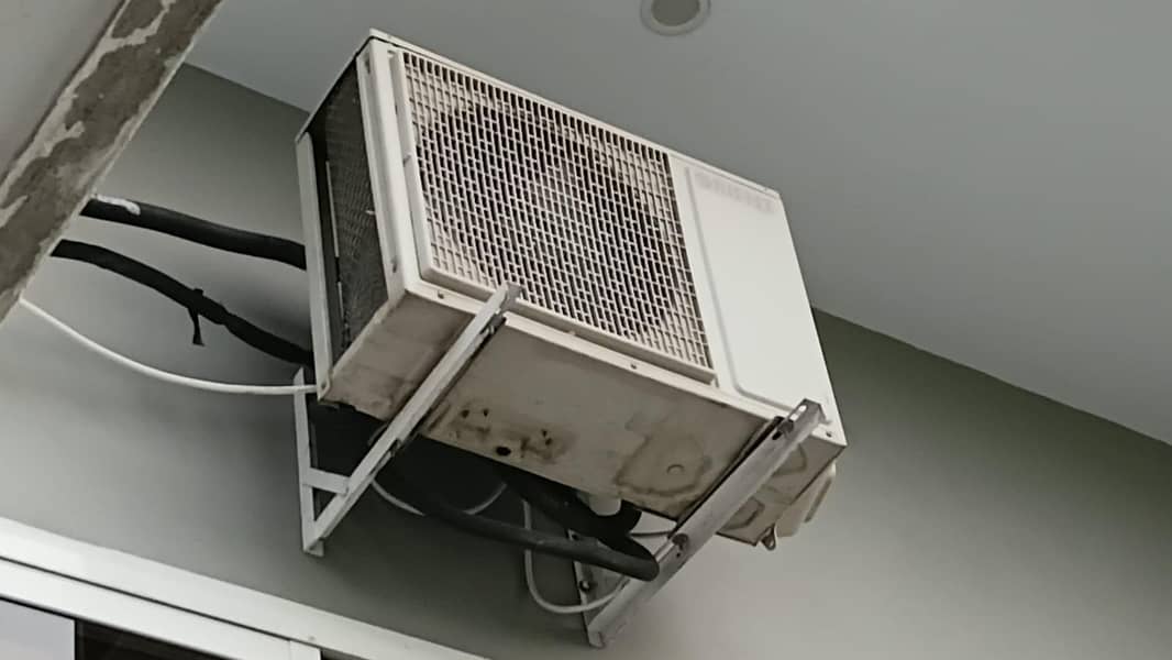 Orient 1 Ton split AC 1