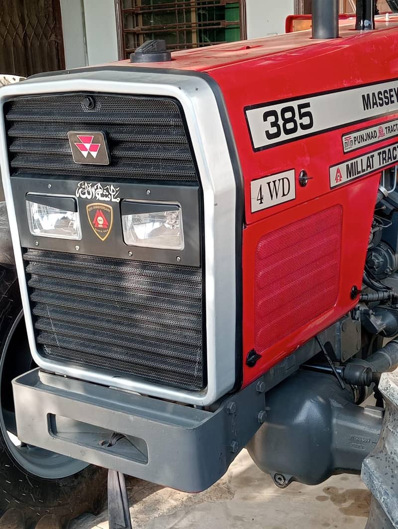 Tractor 385 1