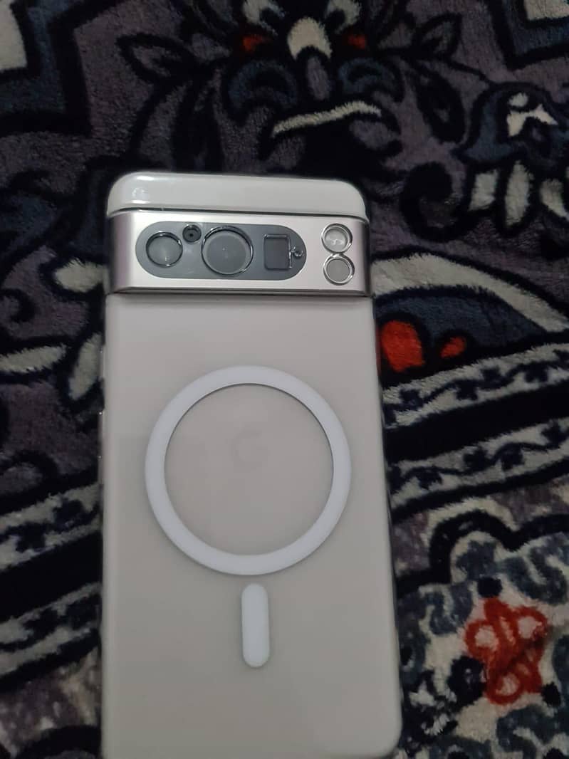 Google Pixel 8 Pro 0