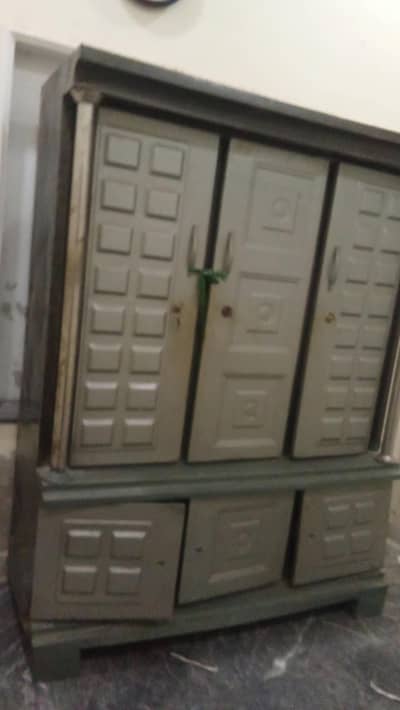 Almari for sale