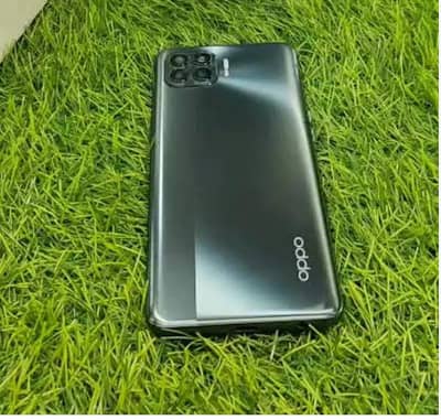 OPPO F17 Pro what Sapp 03017790599