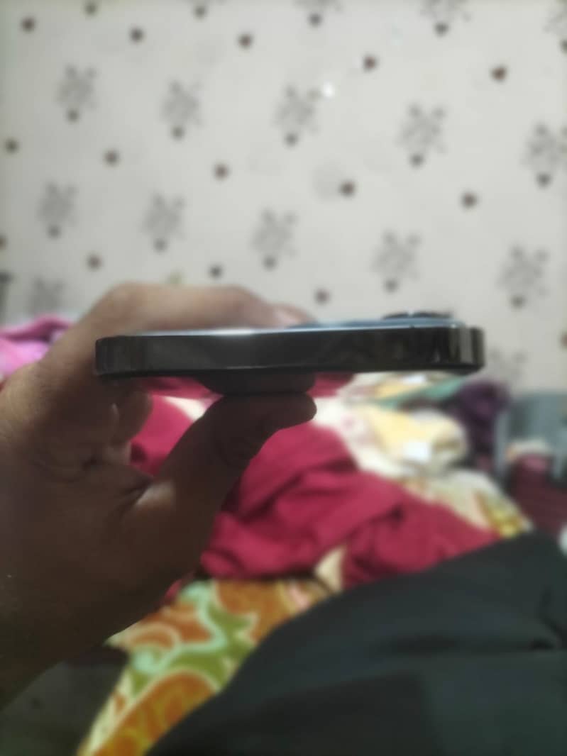 Apple iPhone 13 Pro Max 7