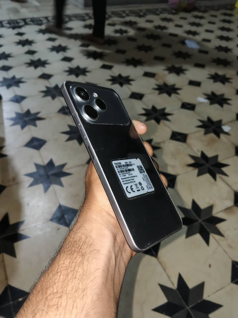 Techno spark 40 1
