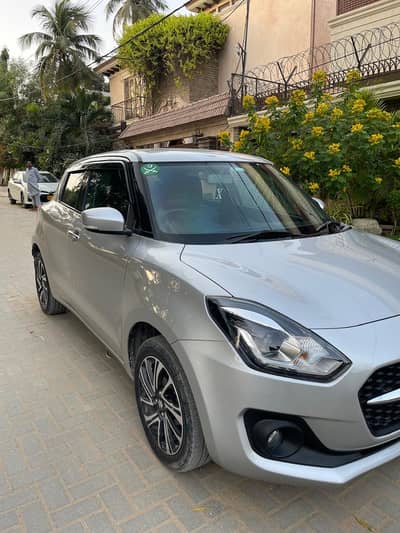 Suzuki swift GLX 2024 model complete original no touchup