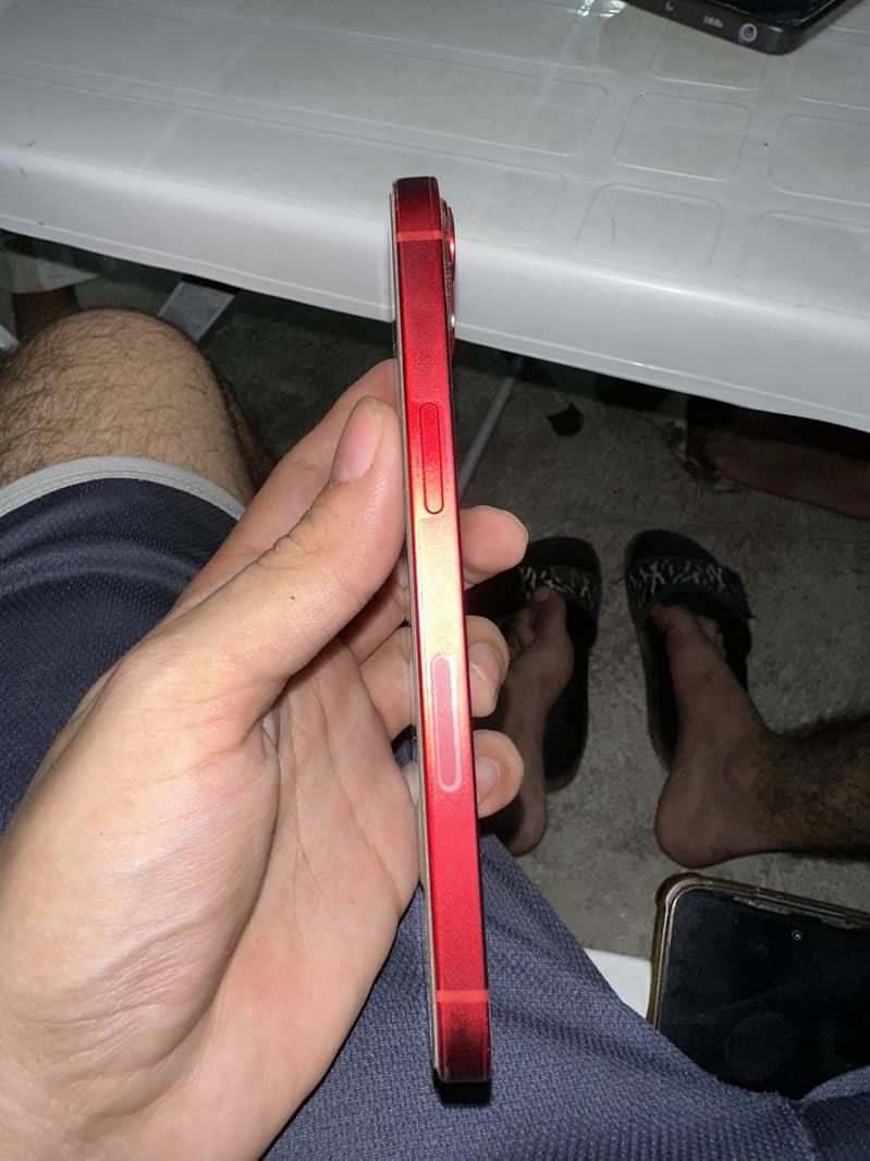Apple iPhone 13 3