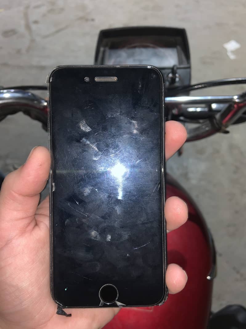iPhone 7 3