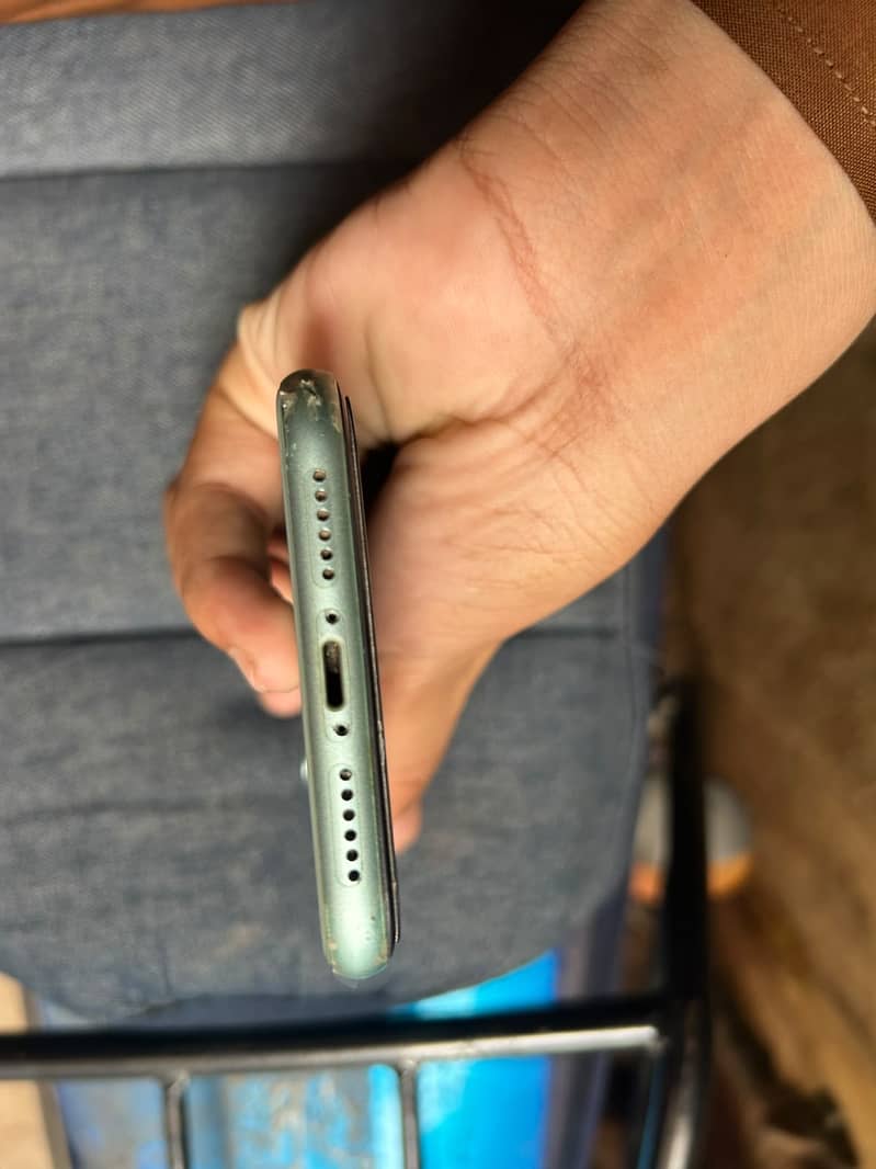 Apple iPhone 11 1