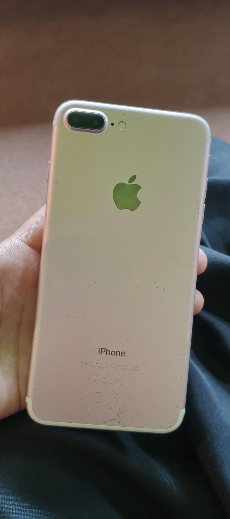 Apple iPhone 7 Plus 1