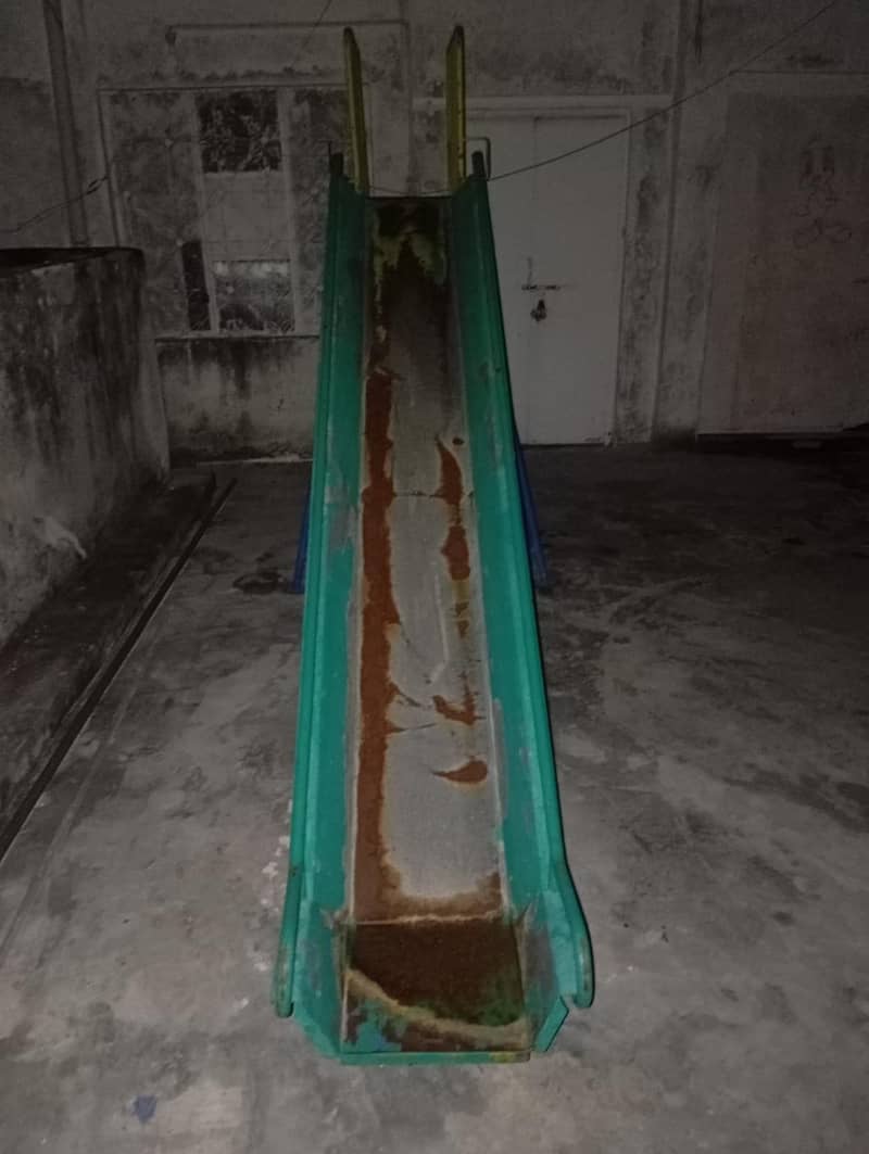slide 0