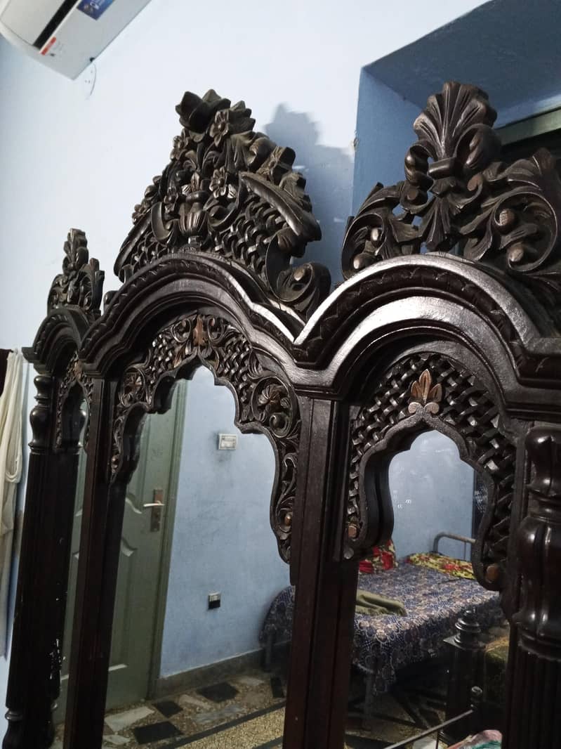 chinoti dressing table 0