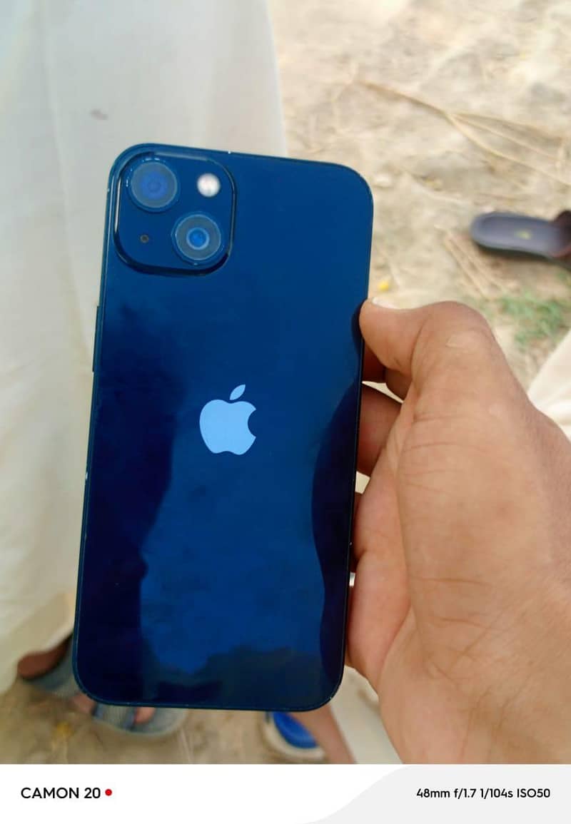 Apple iPhone 13 0