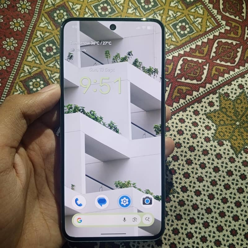 Google Pixel 8 5