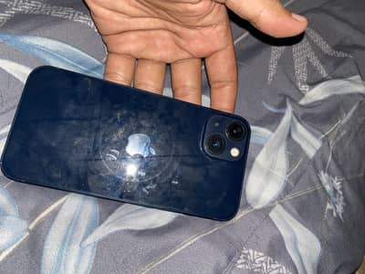 Apple iPhone 13