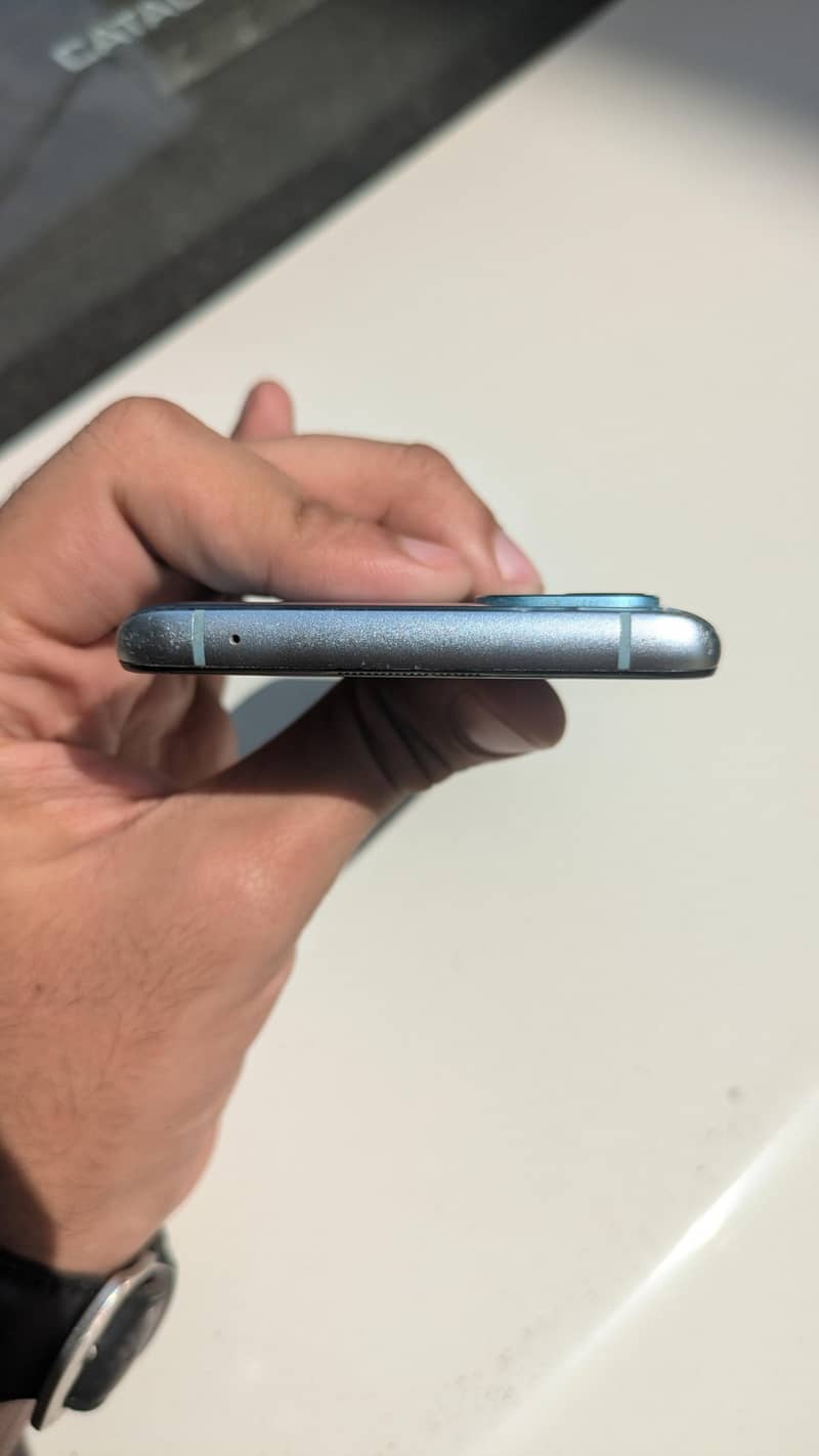 One Plus 9R 1