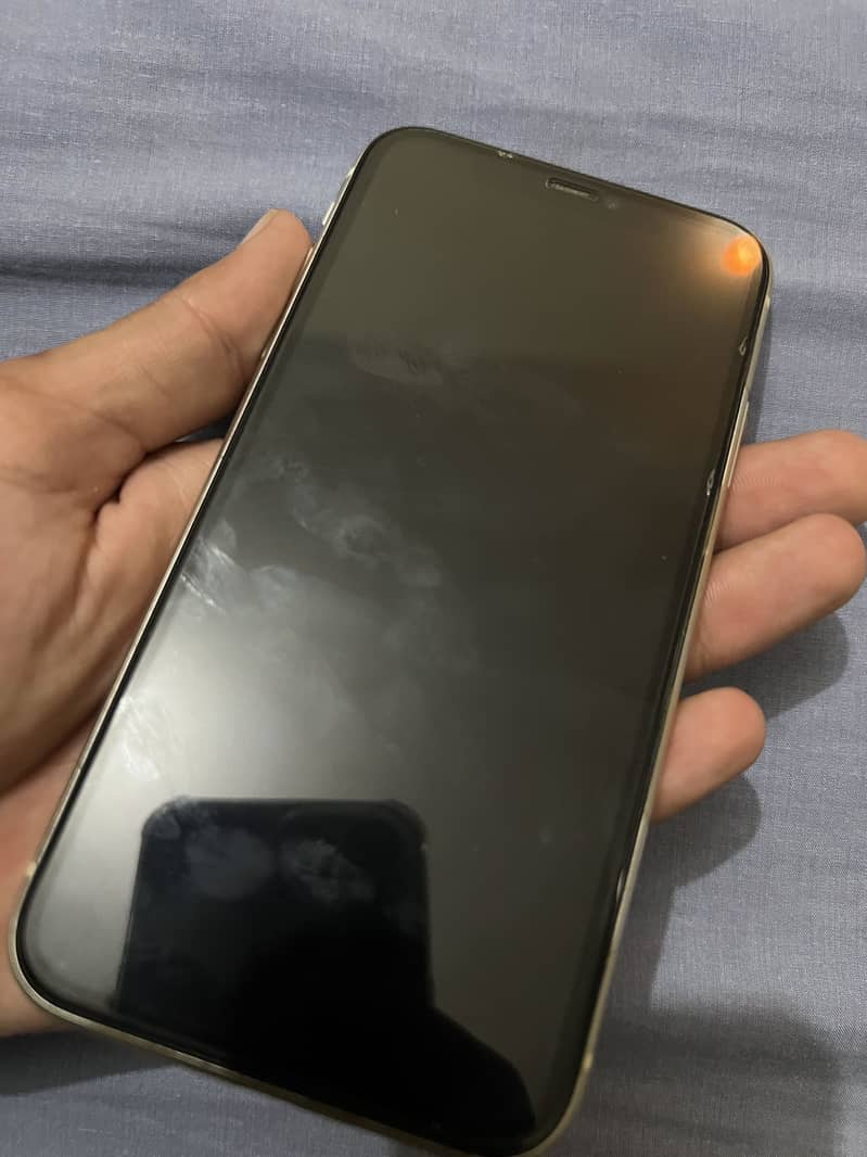Apple iPhone 11 1
