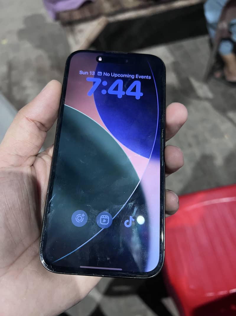 Apple iPhone 15 Pro 1