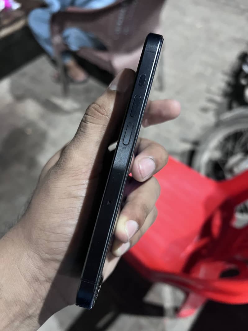 Apple iPhone 15 Pro 5