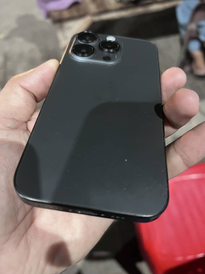 Apple iPhone 15 Pro 7