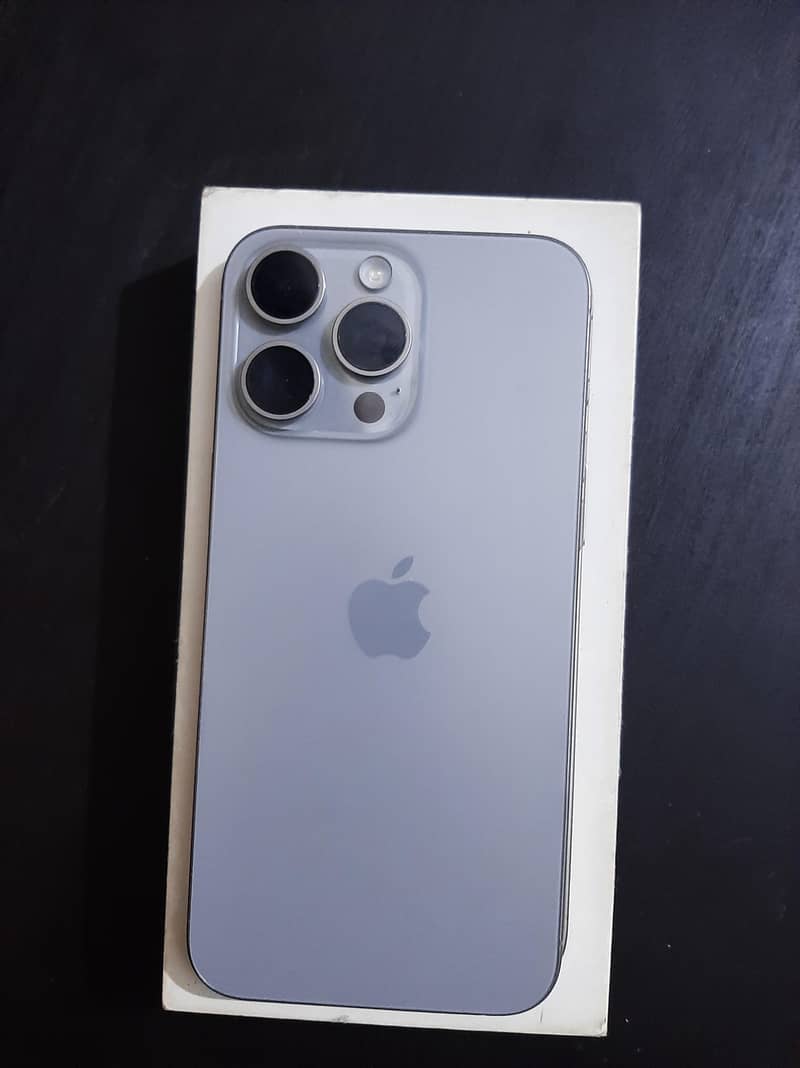 Apple iPhone 15 Pro Max 1