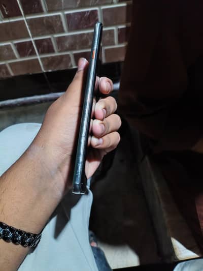 Tecno camon 40 pro