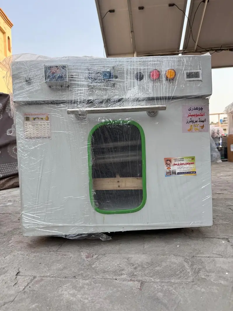 100 Eggs Automatic Egg Incubator – Brand New — photo 2