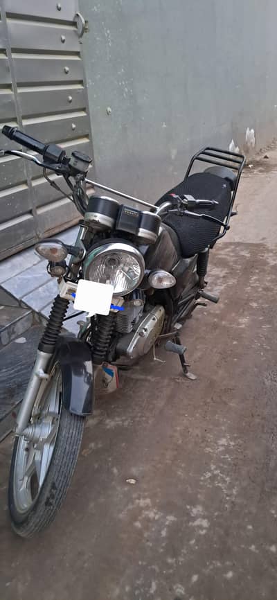 suzuki GS 150 in best condition urgent for sale