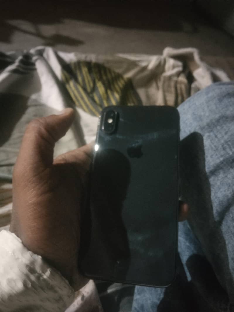 Apple iPhone X 1