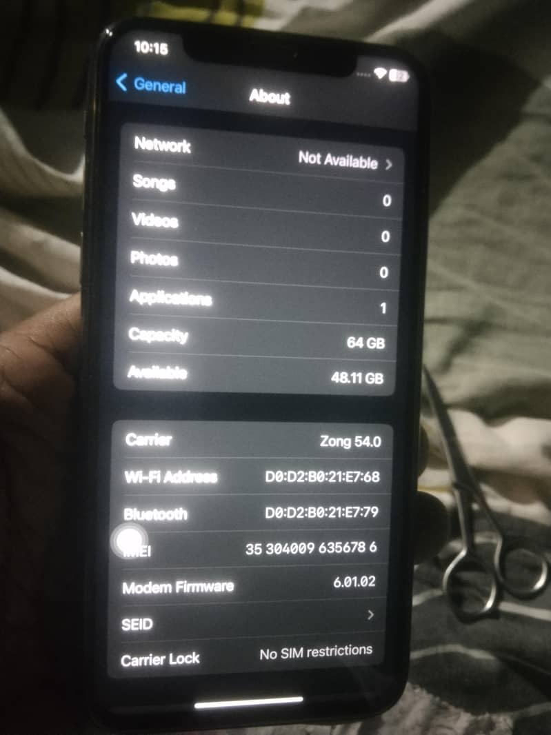 Apple iPhone X 3