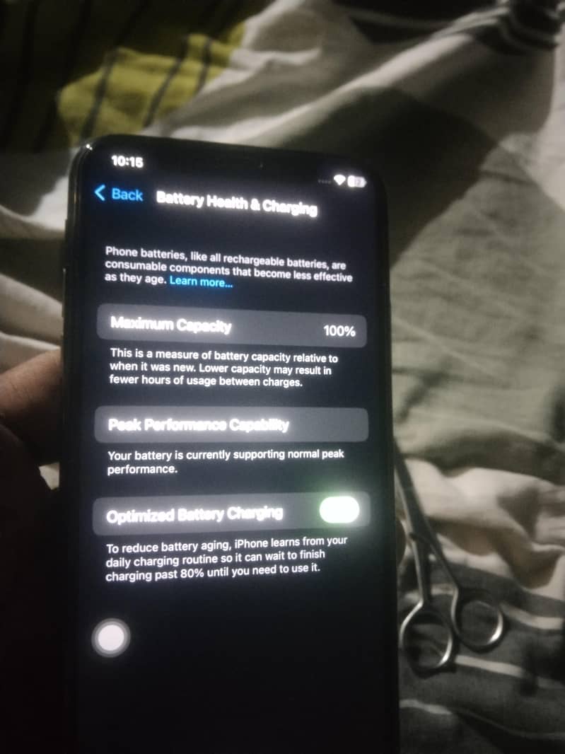 Apple iPhone X 4