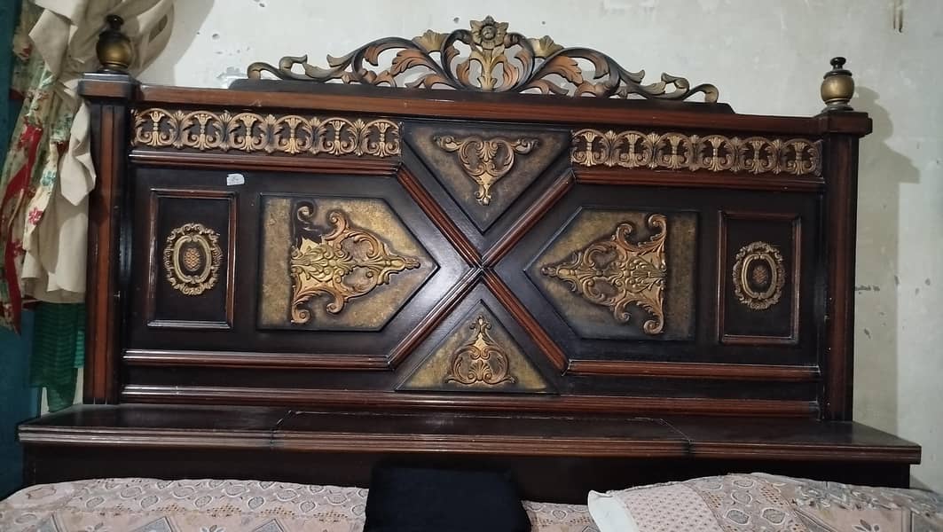 Bed, Dressing, Sofa & Tables 1