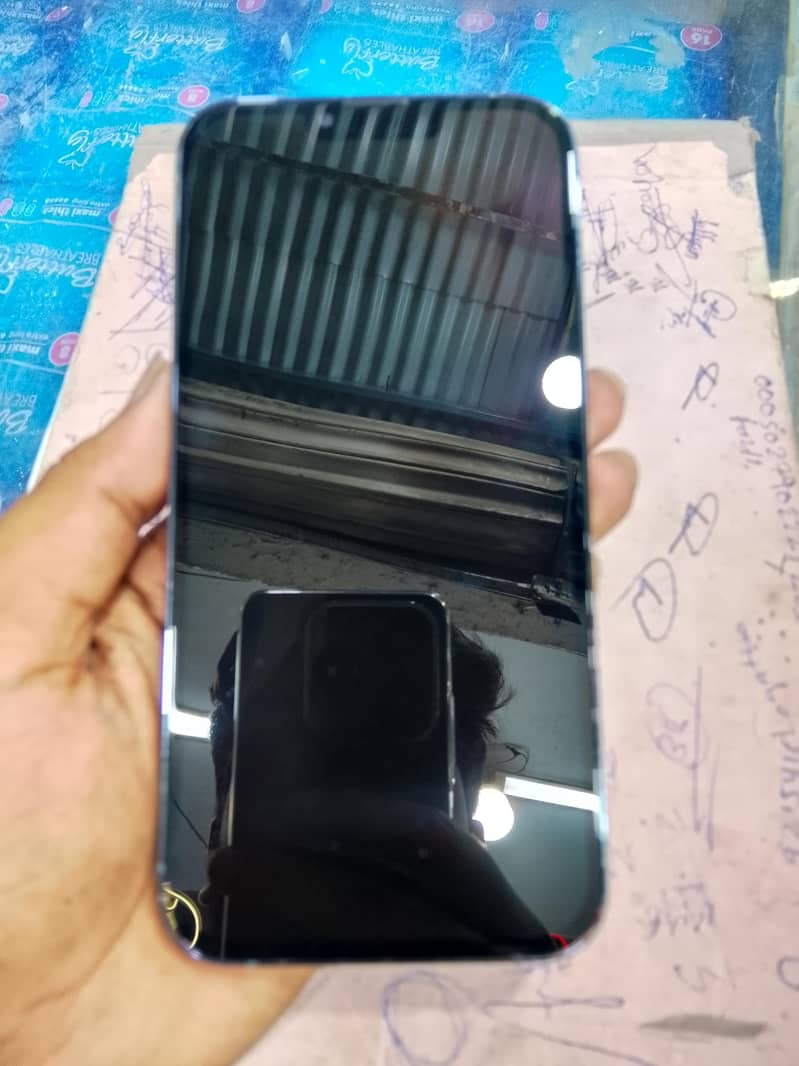 Apple iPhone 13 Pro Max 5