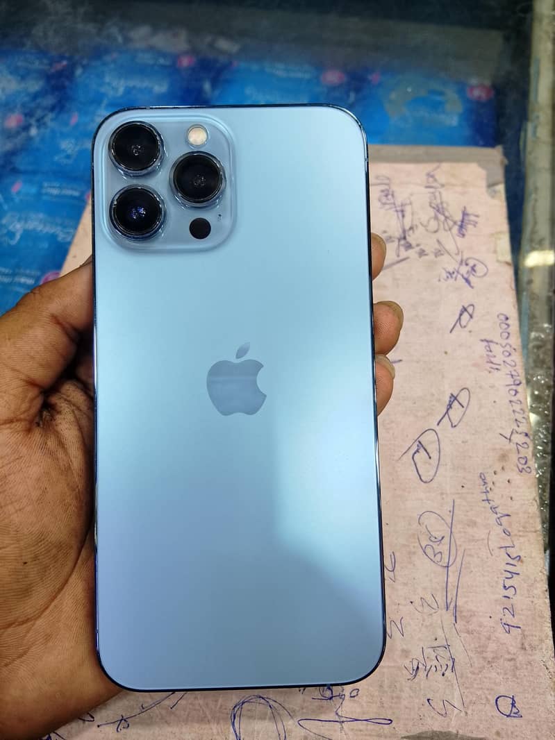 Apple iPhone 13 Pro Max 6
