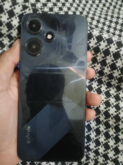 Infinix Hot 30 Play