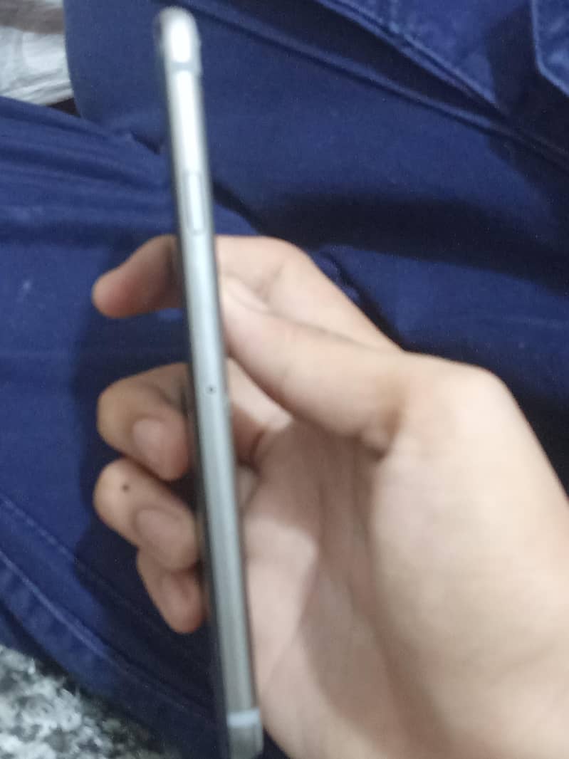 Apple iPhone 6 3
