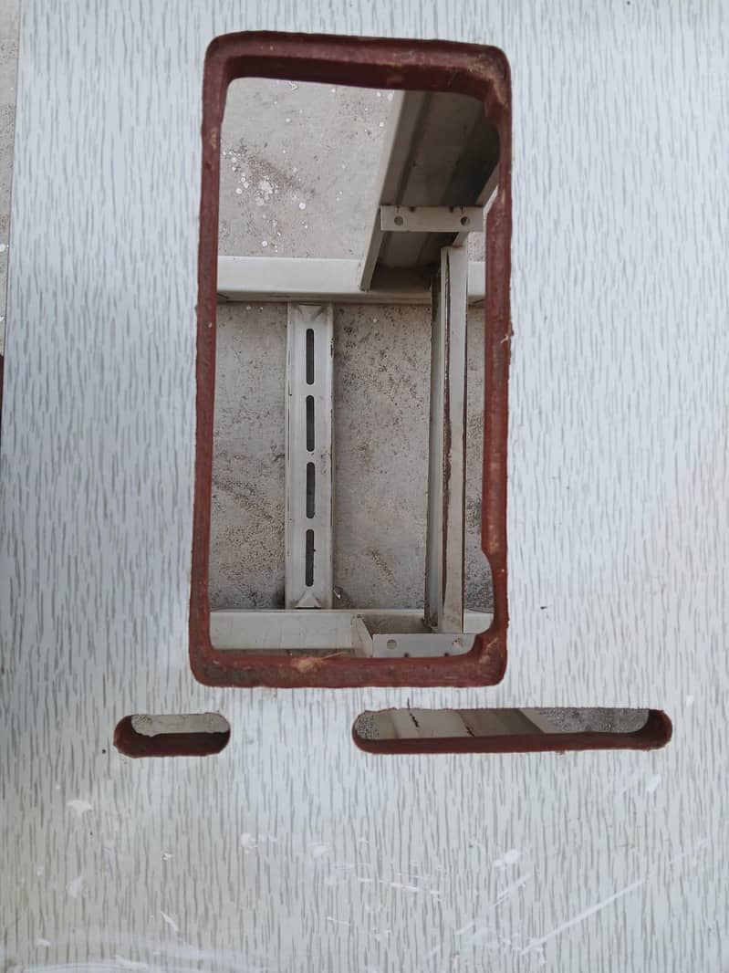 Sewing Machine Table 4