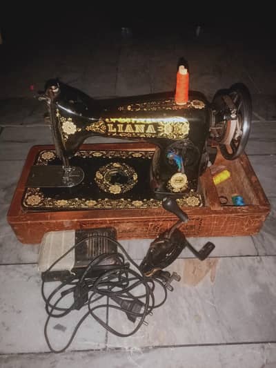 Liana Sewing Machine + Handle & Pedal Motor