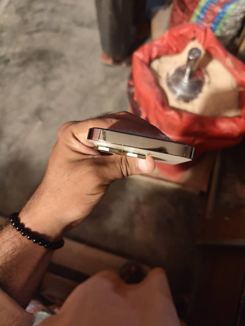 iphone 14pro 3