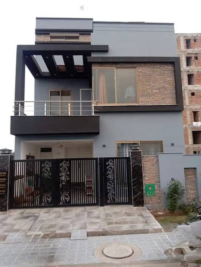 5 Marla Beautiful Used House for Sale Bahria Orchard Phase 2, Lahore